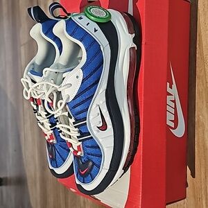 Air Max 98 Gundam (size 8)
